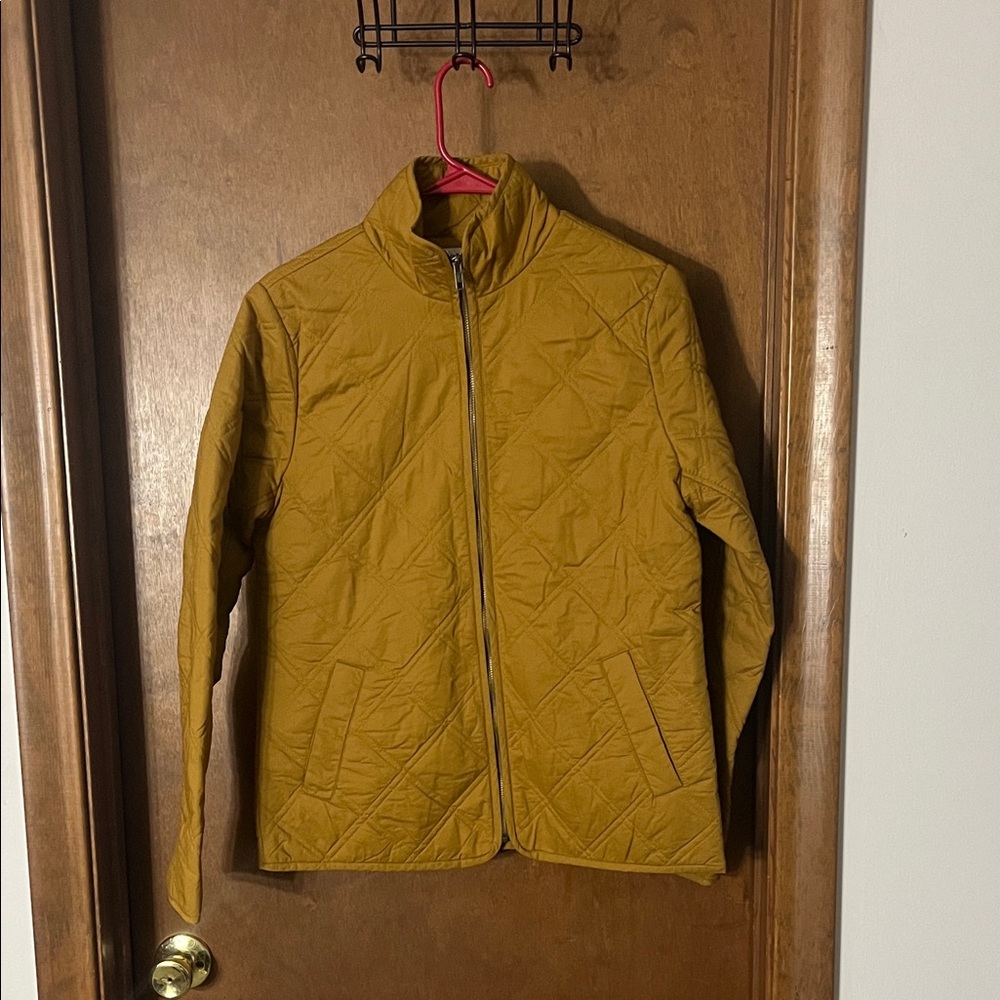 Amazon Essentials Mustard Yellow Quilted Jacket Women’s Small